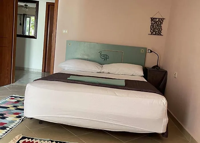 Seaview Double Bed Sarandë