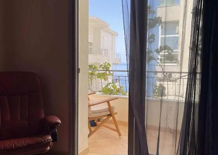 Seaview Double Bed Sarandë