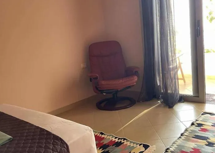 Seaview Double Bed * Sarandë